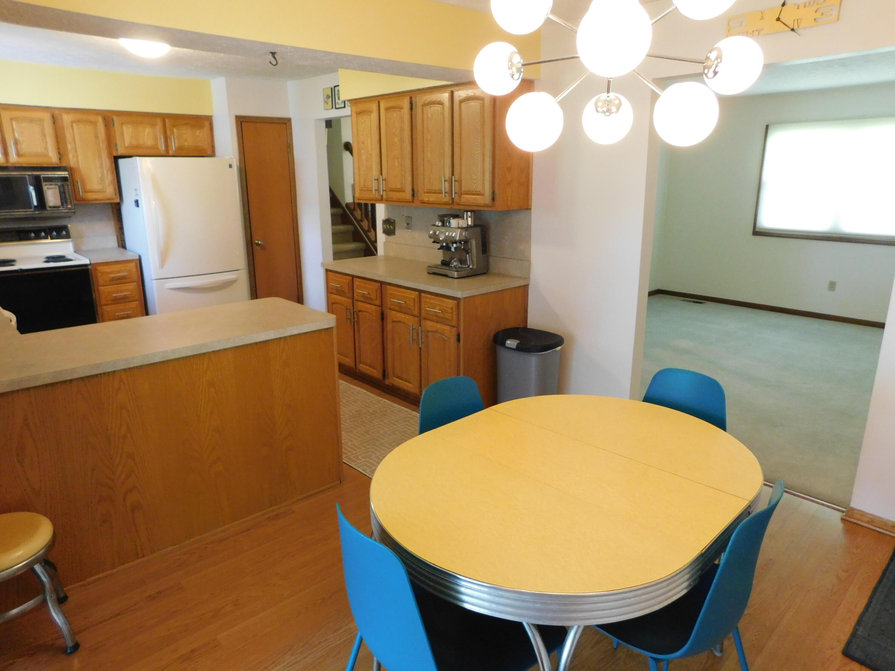6202 Hickory Lawn Court, Grove City, Ohio image 22