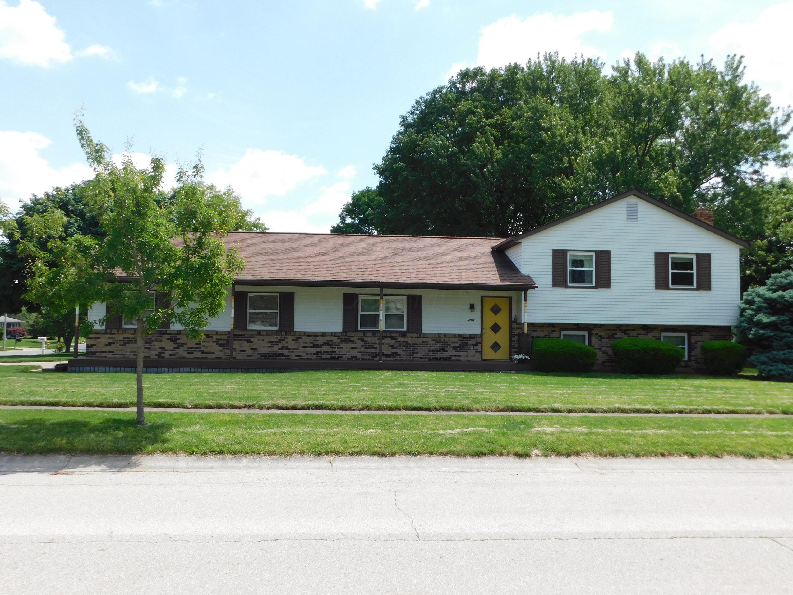 6202 Hickory Lawn Court, Grove City, Ohio image 2