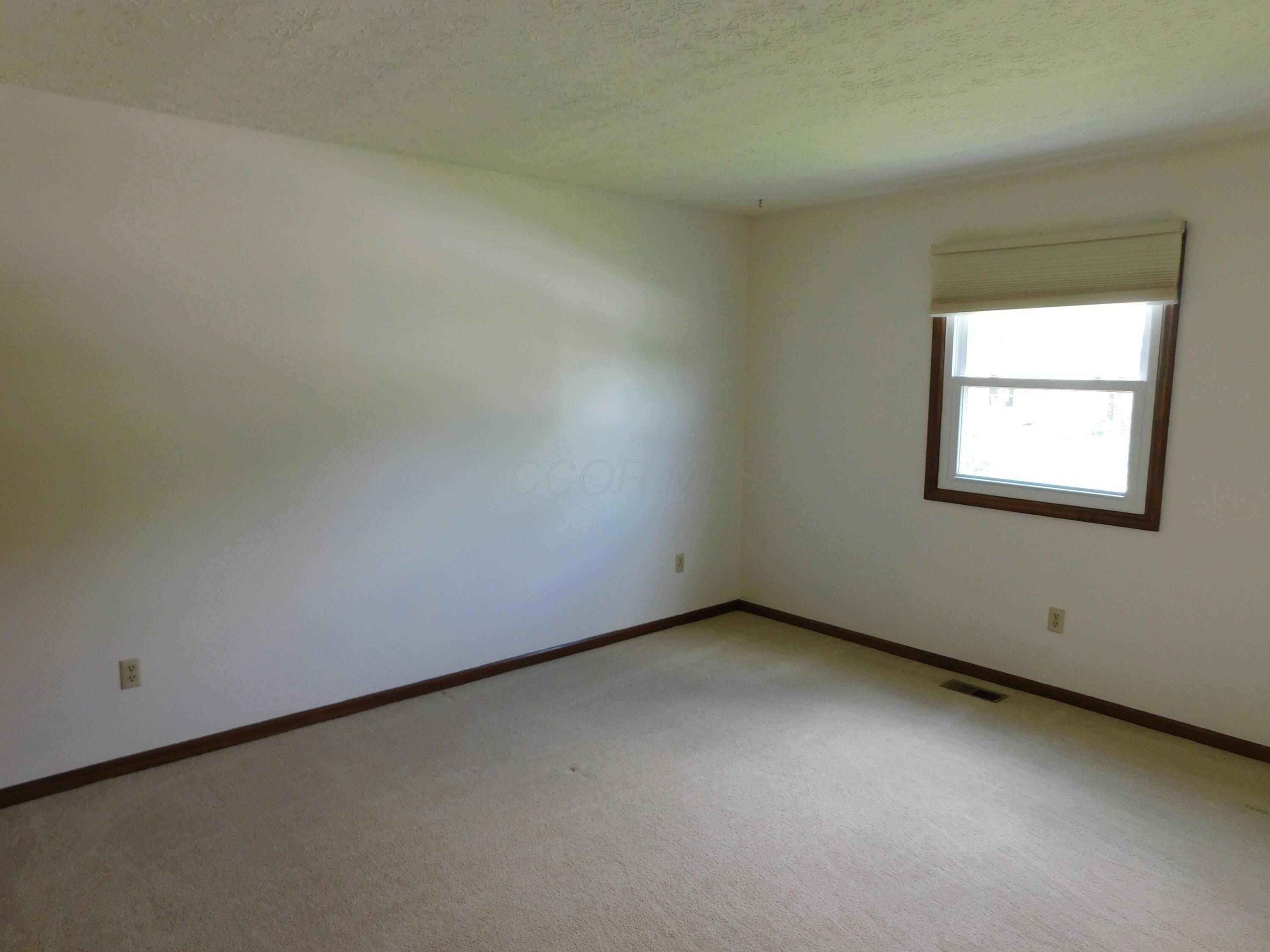6202 Hickory Lawn Court, Grove City, Ohio image 29