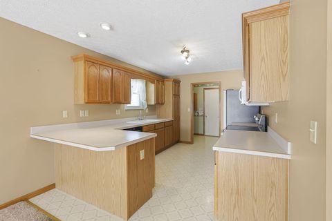 Tiny photo for 1232 Mary Francis Court, Lancaster, OH 43130 (MLS # 225045827)