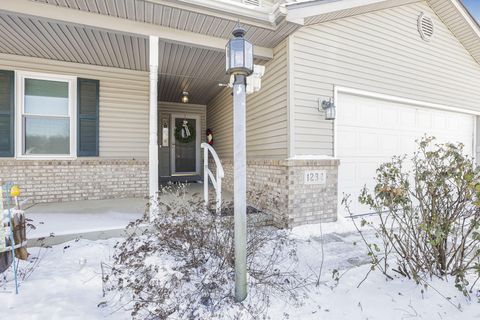 Tiny photo for 1232 Mary Francis Court, Lancaster, OH 43130 (MLS # 225045827)