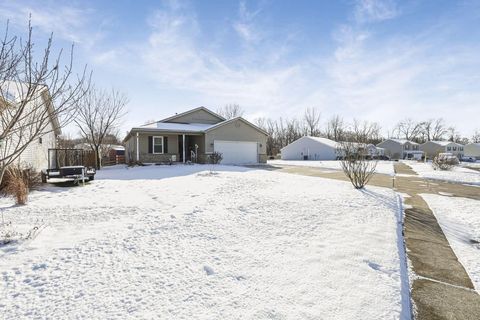 Tiny photo for 1232 Mary Francis Court, Lancaster, OH 43130 (MLS # 225045827)