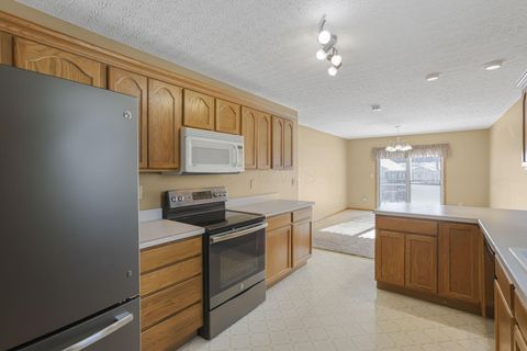 Tiny photo for 1232 Mary Francis Court, Lancaster, OH 43130 (MLS # 225045827)