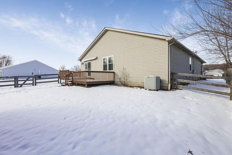 Tiny photo for 1232 Mary Francis Court, Lancaster, OH 43130 (MLS # 225045827)