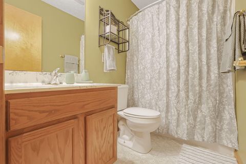 Tiny photo for 1232 Mary Francis Court, Lancaster, OH 43130 (MLS # 225045827)