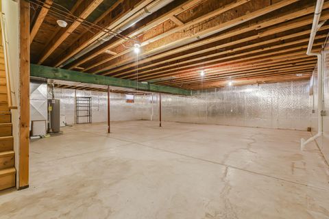 Tiny photo for 1232 Mary Francis Court, Lancaster, OH 43130 (MLS # 225045827)