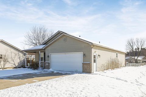Tiny photo for 1232 Mary Francis Court, Lancaster, OH 43130 (MLS # 225045827)