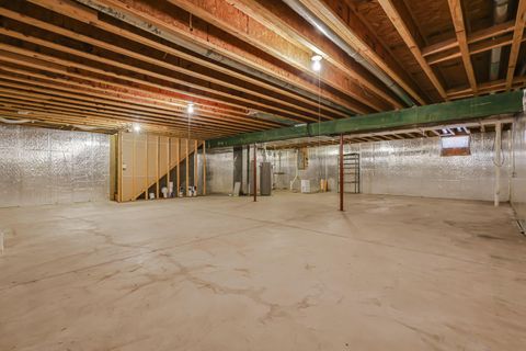 Tiny photo for 1232 Mary Francis Court, Lancaster, OH 43130 (MLS # 225045827)