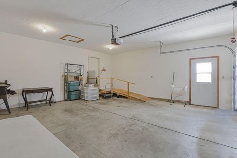 Tiny photo for 1232 Mary Francis Court, Lancaster, OH 43130 (MLS # 225045827)