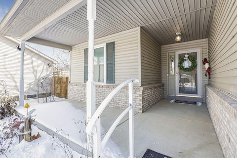 Tiny photo for 1232 Mary Francis Court, Lancaster, OH 43130 (MLS # 225045827)