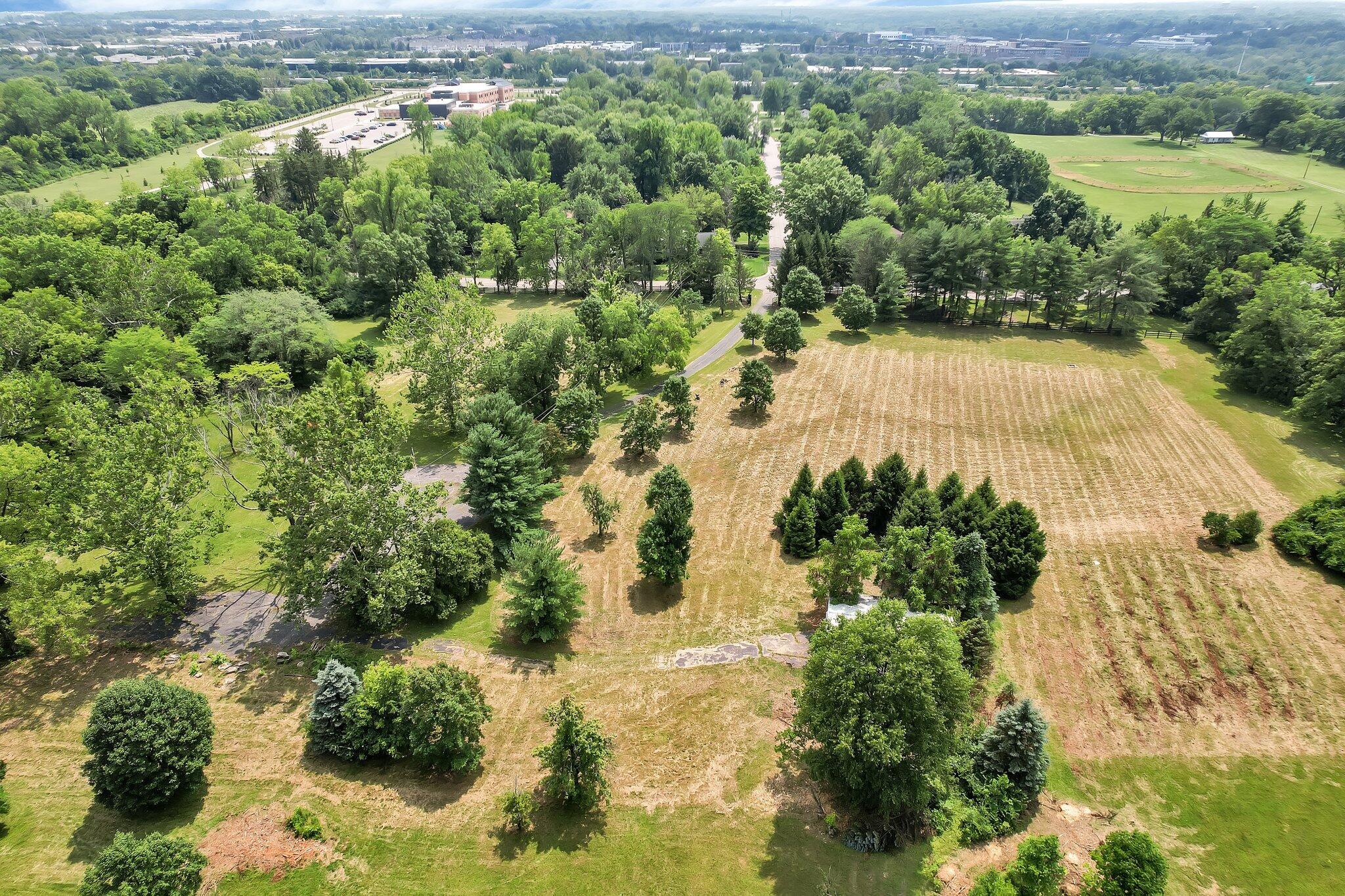 126 Tamarack Hollow Drive, Mount Gilead, Ohio image 8