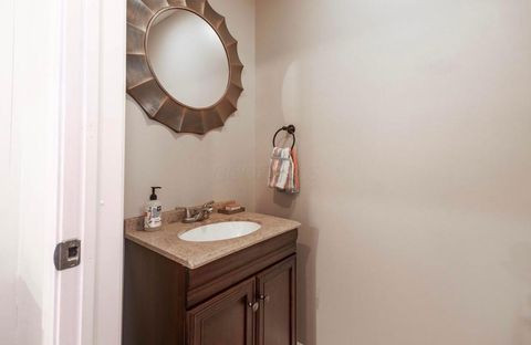 Tiny photo for 595 Deerwood Avenue E, Columbus, OH 43230 (MLS # 226005475)