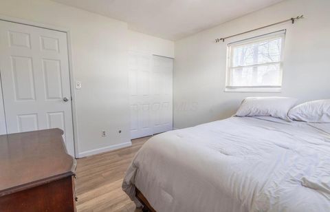 Tiny photo for 595 Deerwood Avenue E, Columbus, OH 43230 (MLS # 226005475)