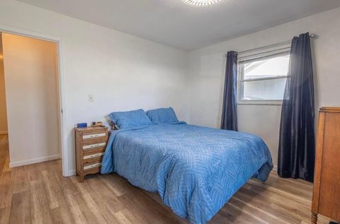 Tiny photo for 595 Deerwood Avenue E, Columbus, OH 43230 (MLS # 226005475)