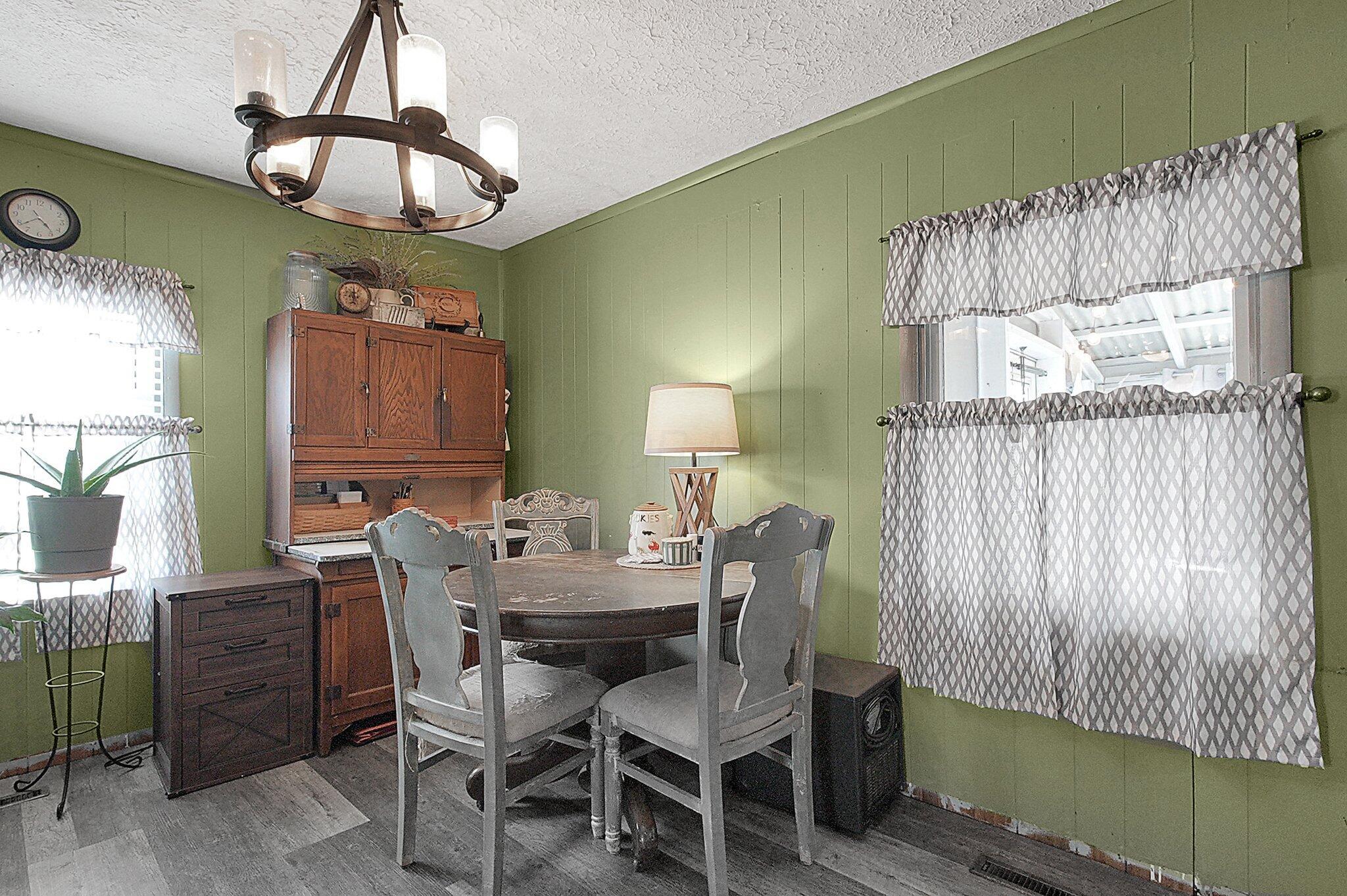 215 N Main Street, Woodstock, Ohio image 12