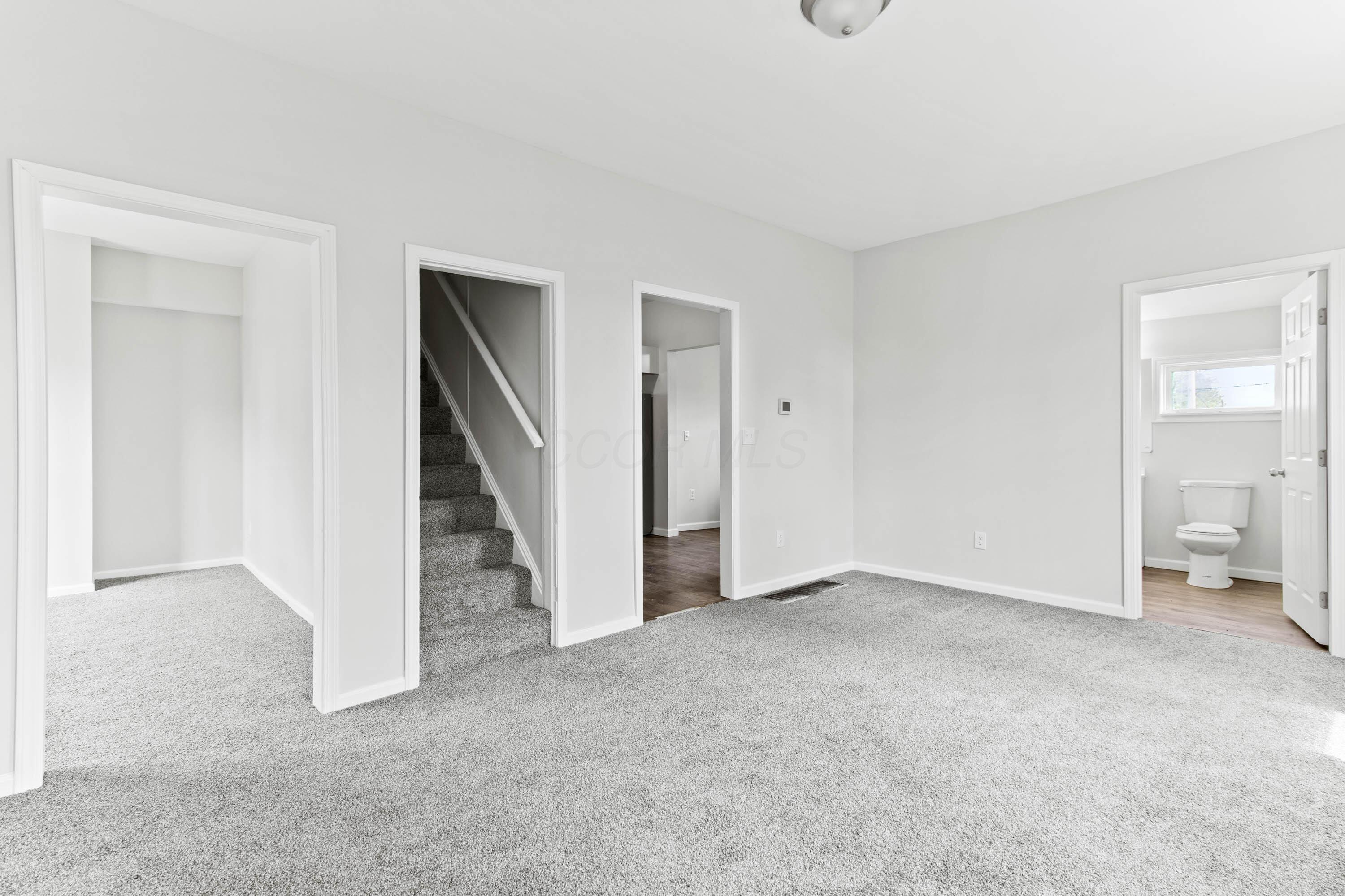 378 Maple Avenue, Newark, Ohio image 8