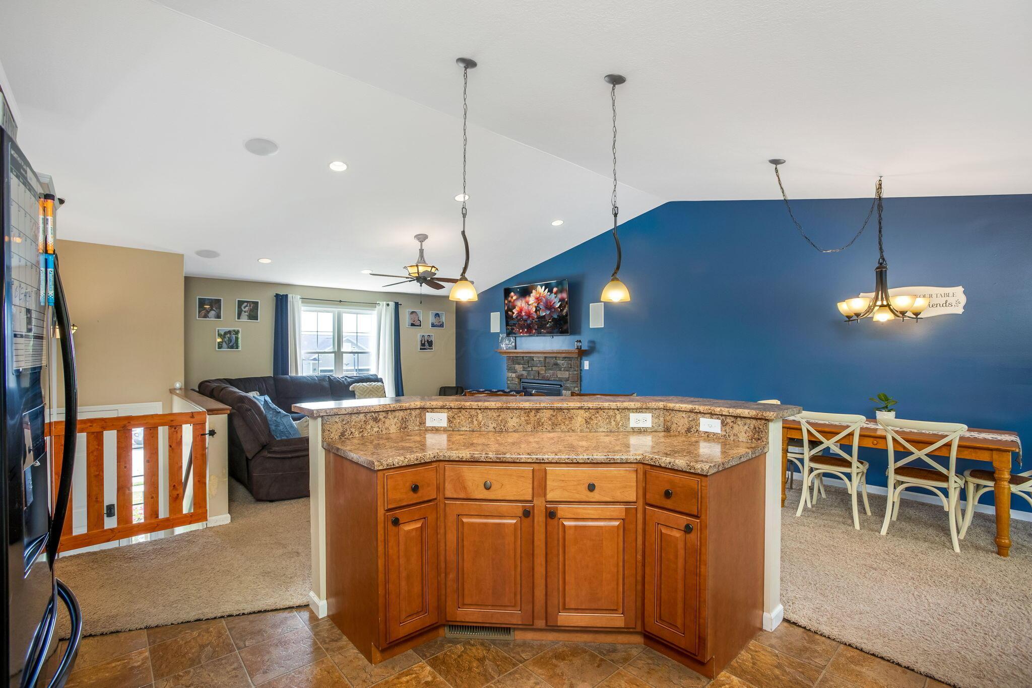 765 Huntley Avenue, Logan, Ohio image 17