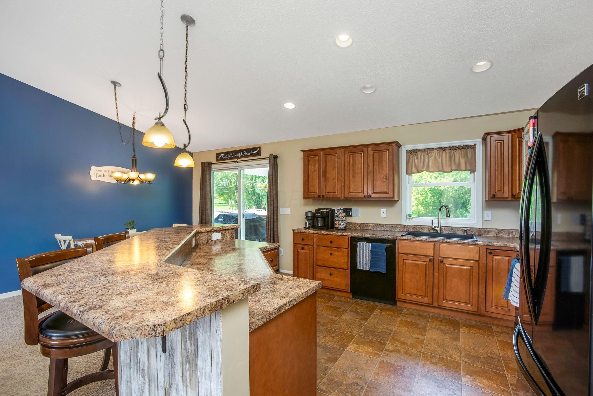 765 Huntley Avenue, Logan, Ohio image 15