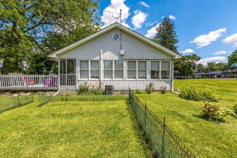 Tiny photo for 13635 Maple Road NE, Thornville, OH 43076 (MLS # 226023323)