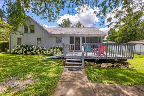 Tiny photo for 13635 Maple Road NE, Thornville, OH 43076 (MLS # 226023323)