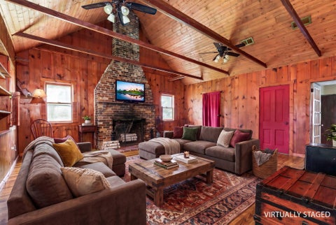 Tiny photo for 13635 Maple Road NE, Thornville, OH 43076 (MLS # 226023323)