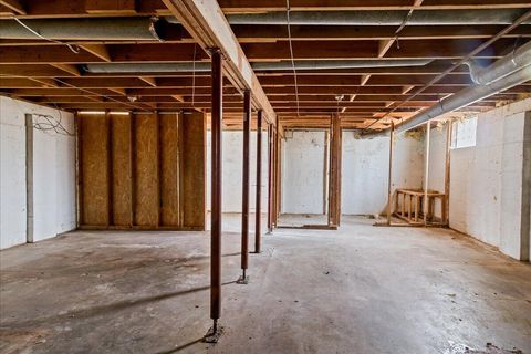 Tiny photo for 663 E 2nd Avenue, Columbus, OH 43201 (MLS # 226000819)