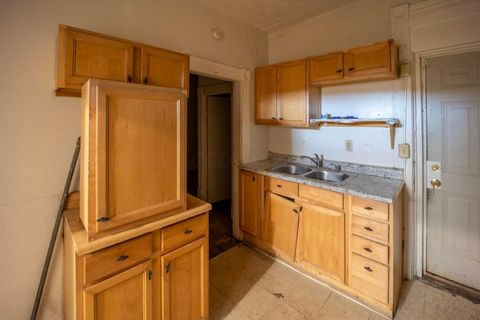 Tiny photo for 76 N Central Avenue, Columbus, OH 43222 (MLS # 226012285)