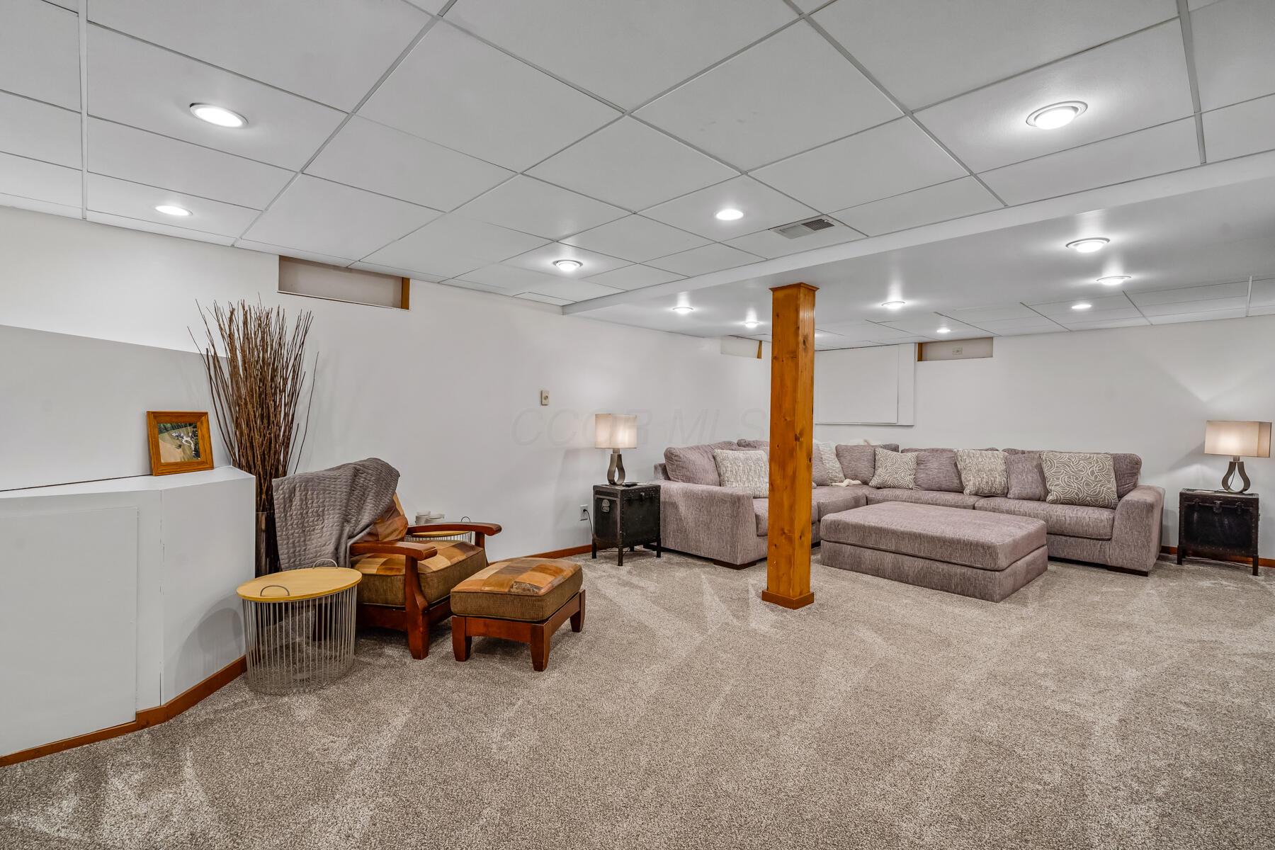 8383 Horseshoe Road, Ashley, Ohio image 32
