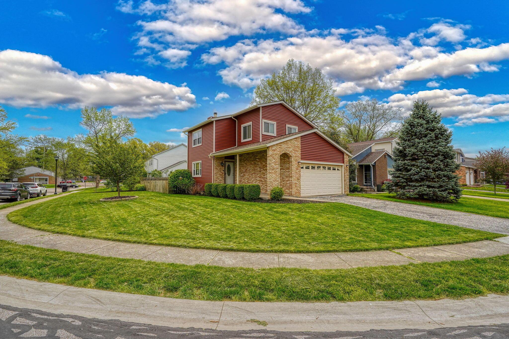 832 Fortunegate Drive, Westerville, Ohio image 3