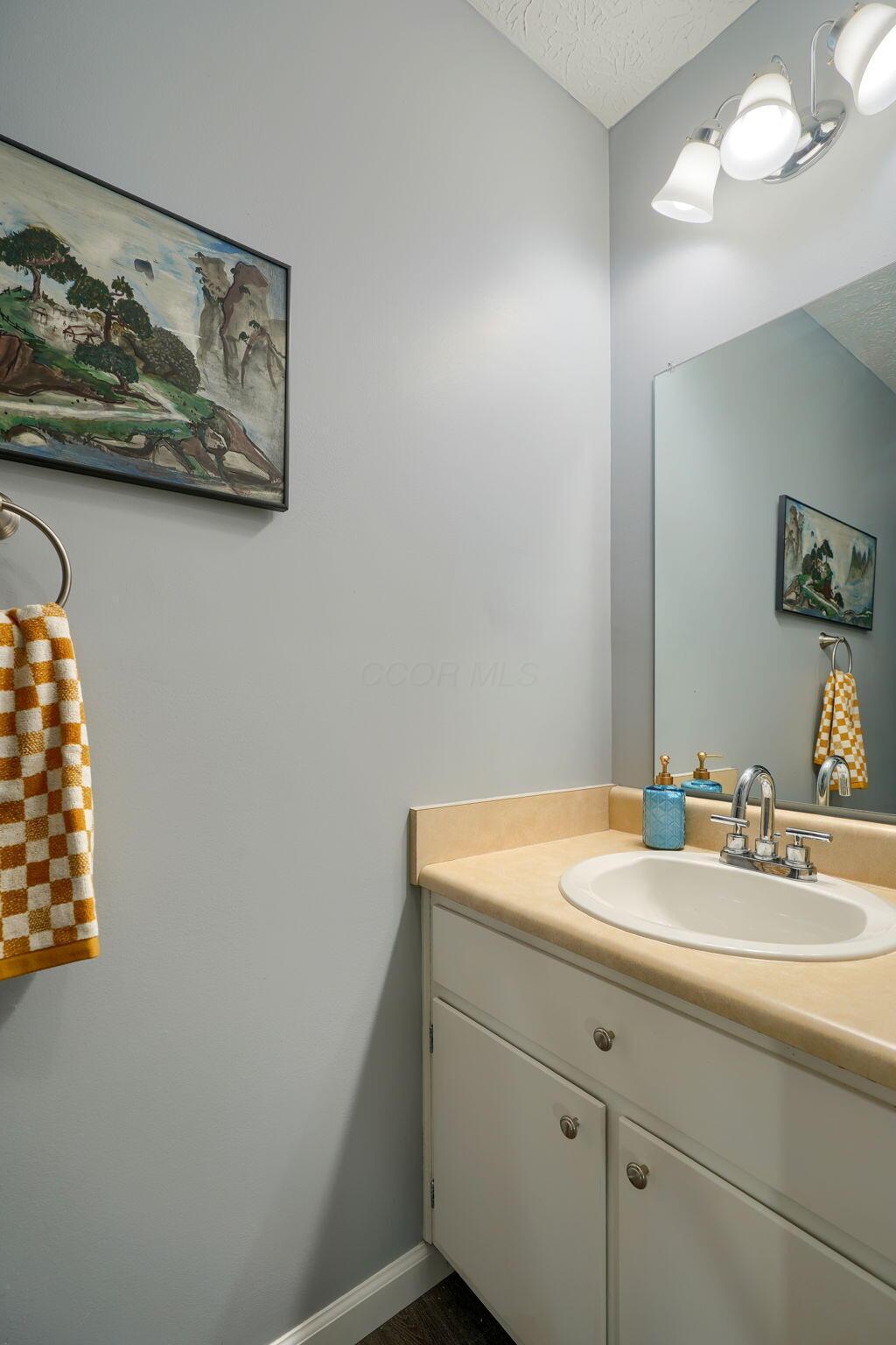 832 Fortunegate Drive, Westerville, Ohio image 16