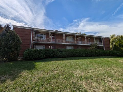 Photo of 131 Broad Meadows Boulevard, Columbus, OH 43214 (MLS # 225039281)