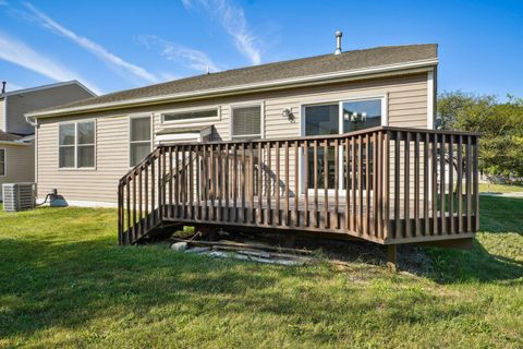 Tiny photo for 3174 Sitka Spruce Drive, Grove City, OH 43123 (MLS # 225037594)