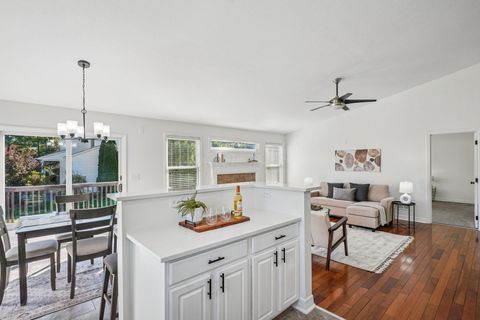 Tiny photo for 3174 Sitka Spruce Drive, Grove City, OH 43123 (MLS # 225037594)