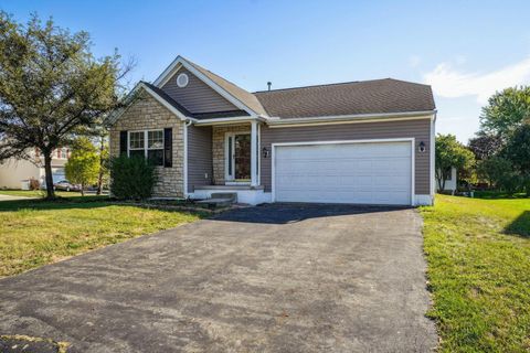 Tiny photo for 3174 Sitka Spruce Drive, Grove City, OH 43123 (MLS # 225037594)