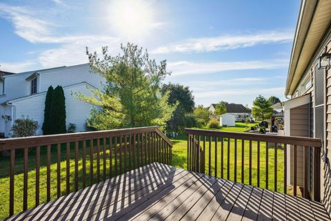 Tiny photo for 3174 Sitka Spruce Drive, Grove City, OH 43123 (MLS # 225037594)