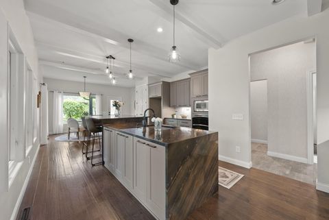 Tiny photo for 2391 Donna Drive, Columbus, OH 43220 (MLS # 226015011)