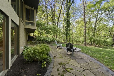 Tiny photo for 2391 Donna Drive, Columbus, OH 43220 (MLS # 226015011)