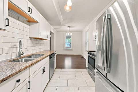 Tiny photo for 1618 Pembroke Avenue, Columbus, OH 43203 (MLS # 226030723)