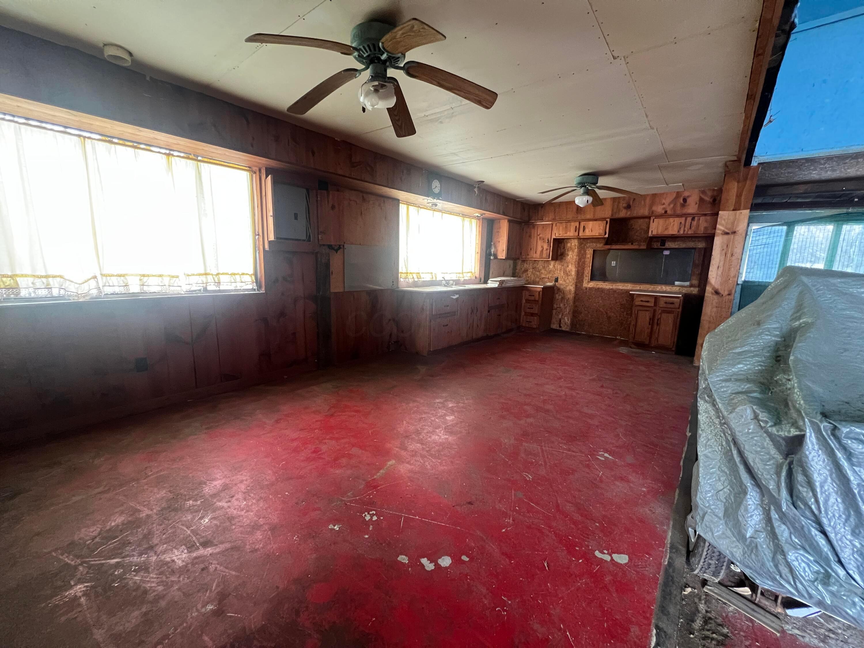 23 Maple Avenue, Utica, Ohio image 11