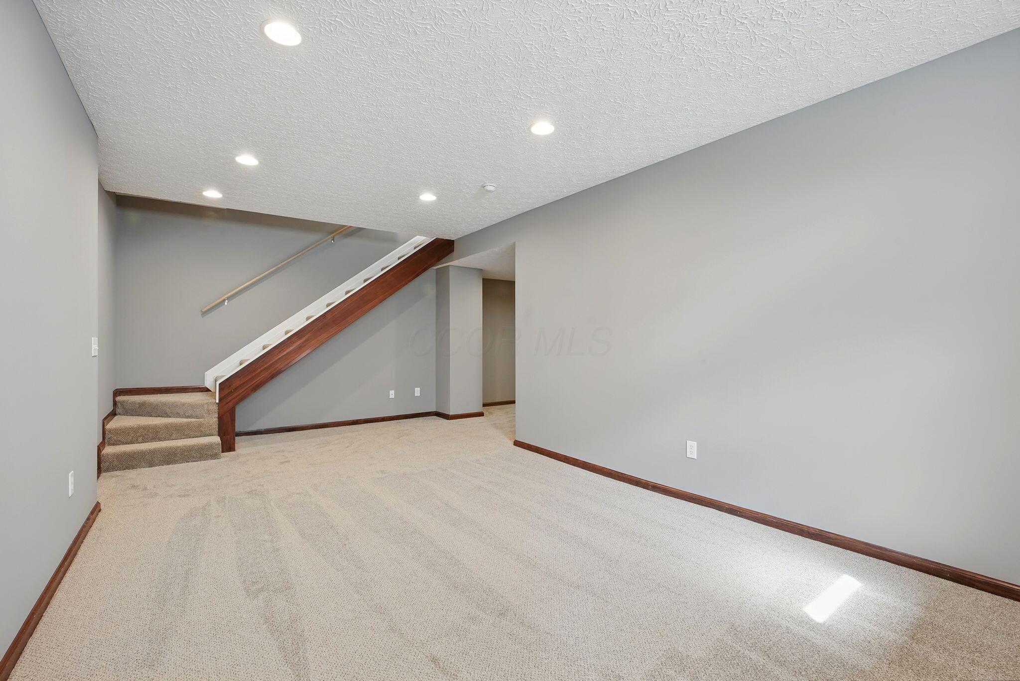 1670 Morrison Farms Drive, Blacklick, Ohio image 33
