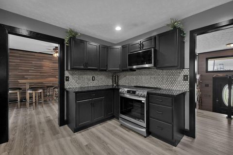 Tiny photo for 267 S Waggoner Road, Reynoldsburg, OH 43068 (MLS # 226000905)