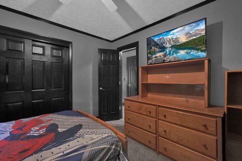 Tiny photo for 267 S Waggoner Road, Reynoldsburg, OH 43068 (MLS # 226000905)