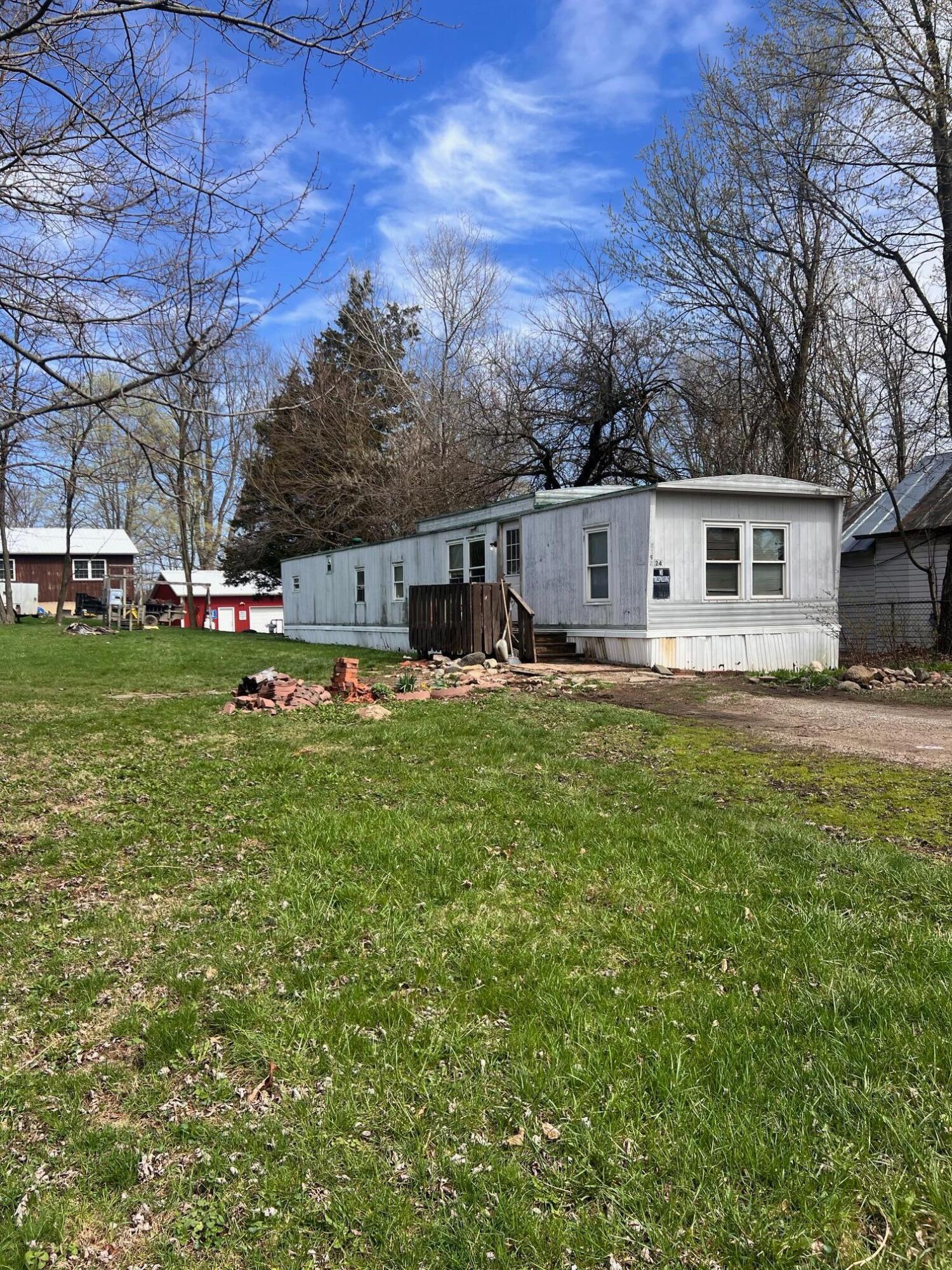 24 E North Street, Marengo, Ohio image 1
