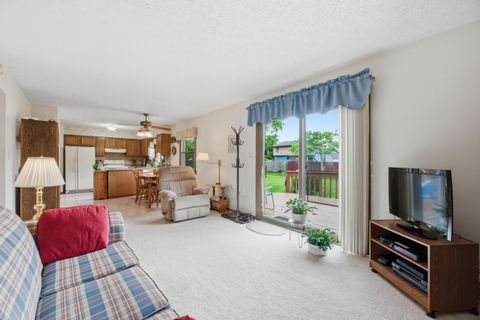 Tiny photo for 404 Knob Avenue, Reynoldsburg, OH 43068 (MLS # 226018114)