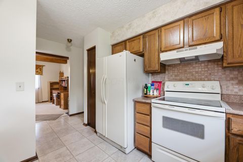 Tiny photo for 404 Knob Avenue, Reynoldsburg, OH 43068 (MLS # 226018114)