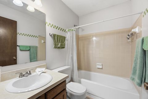 Tiny photo for 404 Knob Avenue, Reynoldsburg, OH 43068 (MLS # 226018114)
