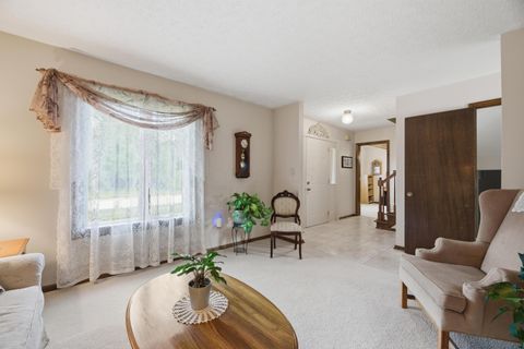 Tiny photo for 404 Knob Avenue, Reynoldsburg, OH 43068 (MLS # 226018114)