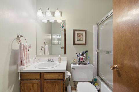 Tiny photo for 404 Knob Avenue, Reynoldsburg, OH 43068 (MLS # 226018114)
