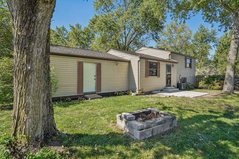 Tiny photo for 3000 Highpoint Drive, Columbus, OH 43221 (MLS # 225037430)