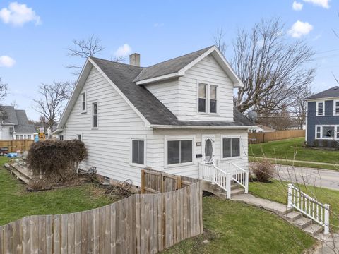 Tiny photo for 333 W 9th Street, Marysville, OH 43040 (MLS # 226010003)